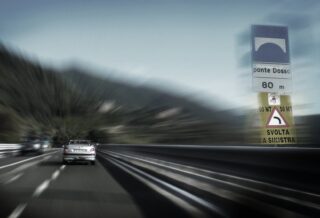 Auto in autostrada