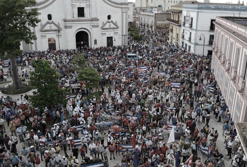 Manifestazione in difesa della Rivoluzione a Camagüey